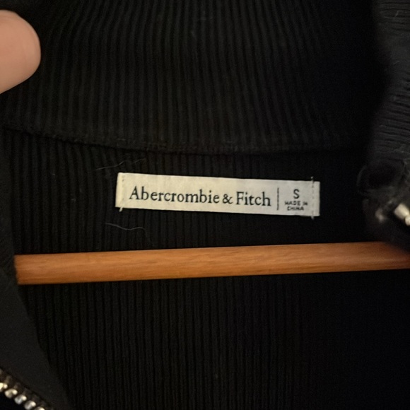 Abercrombie and fitch black knit zip bodysuit small - Picture 2 of 4